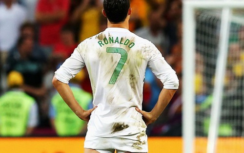 BĐN thua trận trên chấm phạt đền: Nỗi ám ảnh với Ronaldo